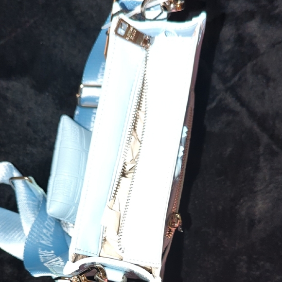 Steve Madden Light Blue Embossed Crossbody Bag Set - Picture 11 of 11